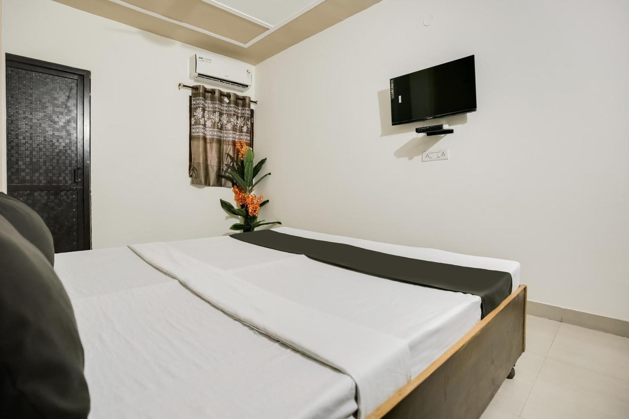Hotel O Naz Guest House Jalandhar Exterior photo
